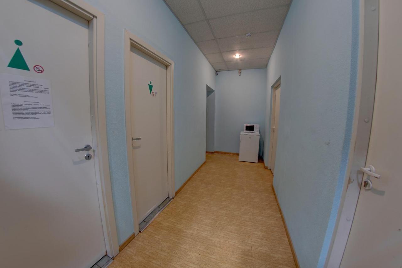 Hostel Viktorija With Private Rooms Riga Luaran gambar